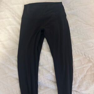 Black Lululemon leggings